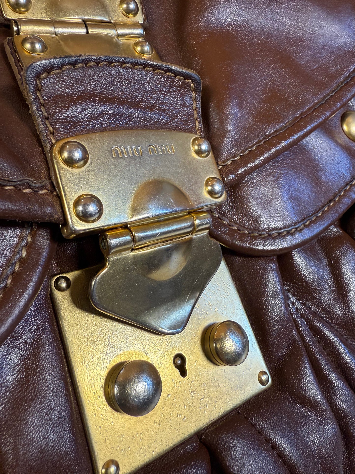 MIU MIU BROWN MATELASSE