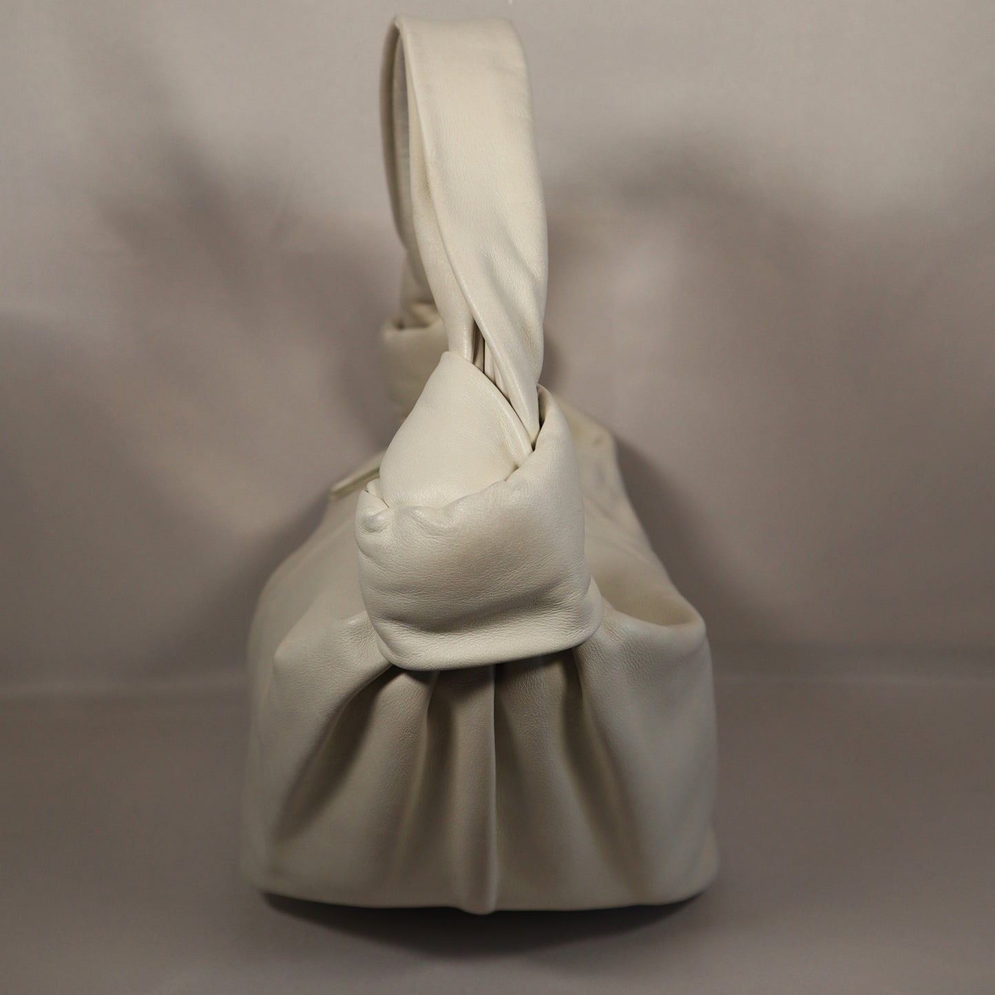 BOTTEGA VENETA DOUBLE KNOT BAG