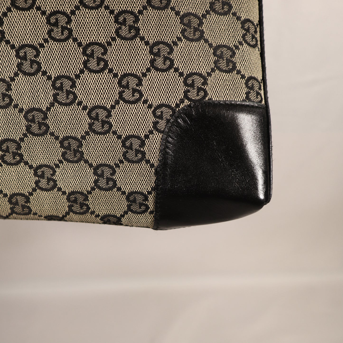 GUCCI TOTE GG CANVAS BAG