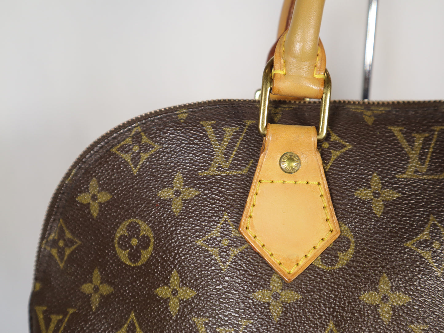 LOUIS VUITTON ALMA BAG