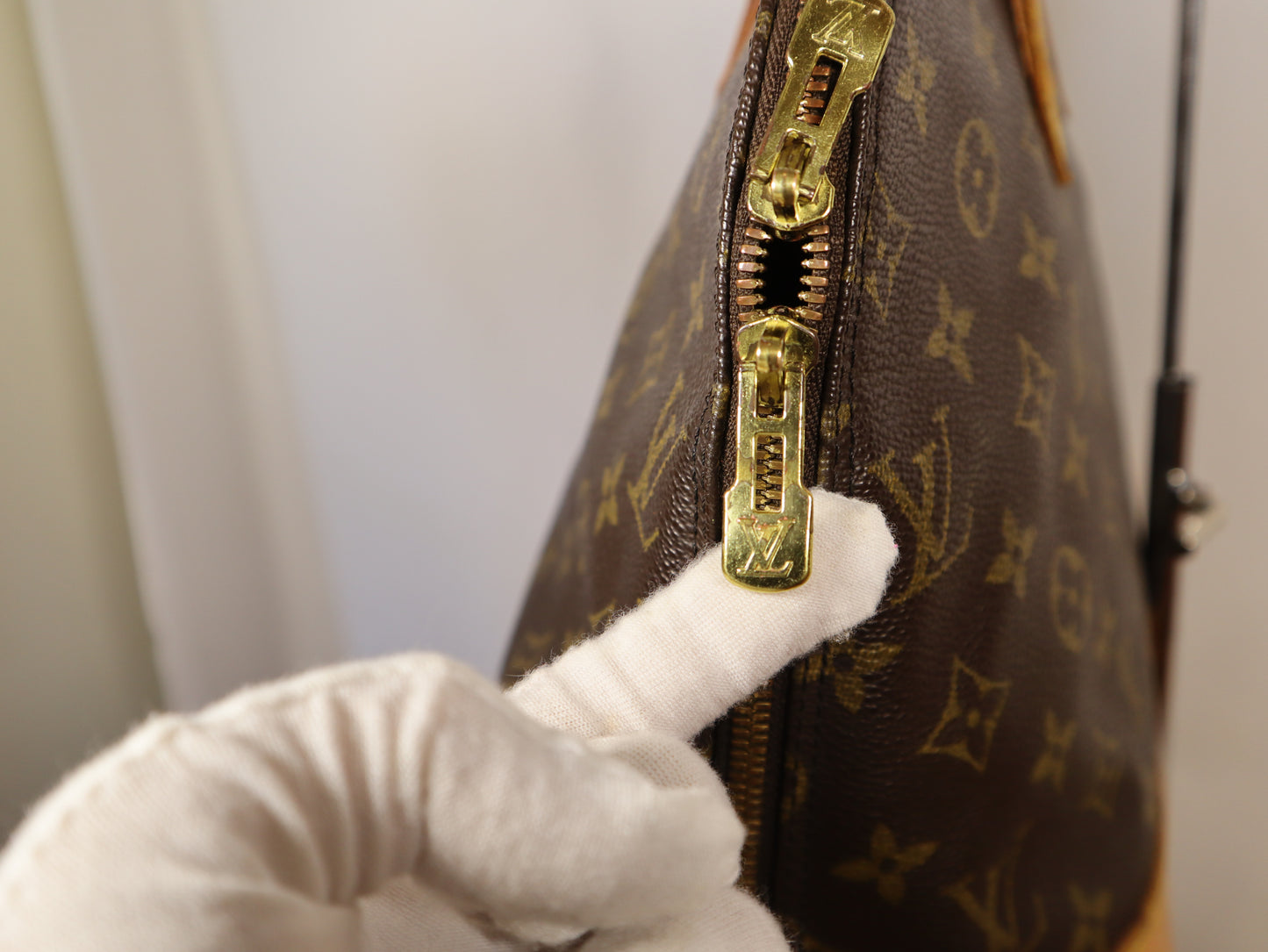 LOUIS VUITTON ALMA BAG