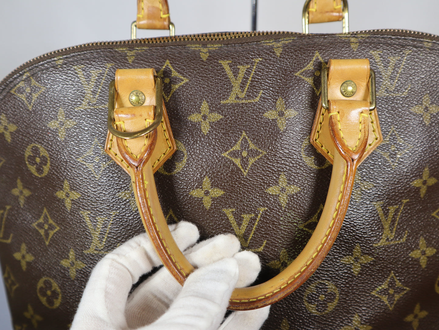 LOUIS VUITTON ALMA BAG