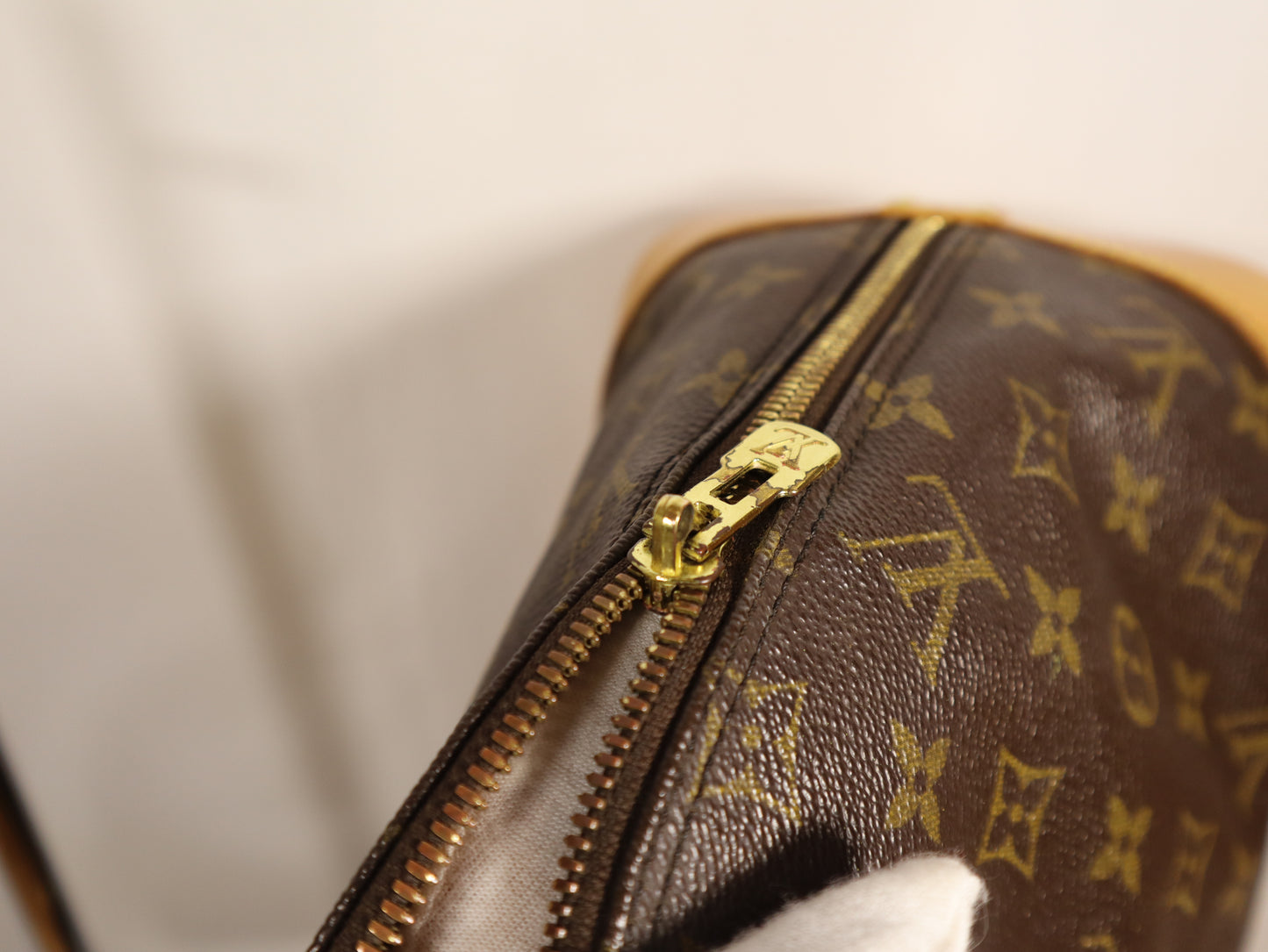 LOUIS VUITTON ALMA BAG