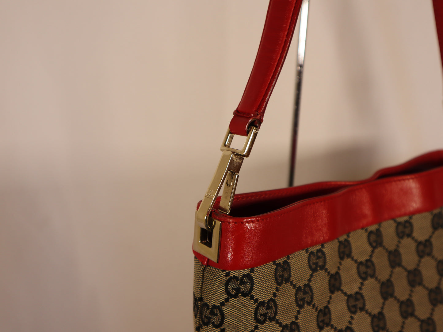 GUCCI TOTE GG RED CANVAS