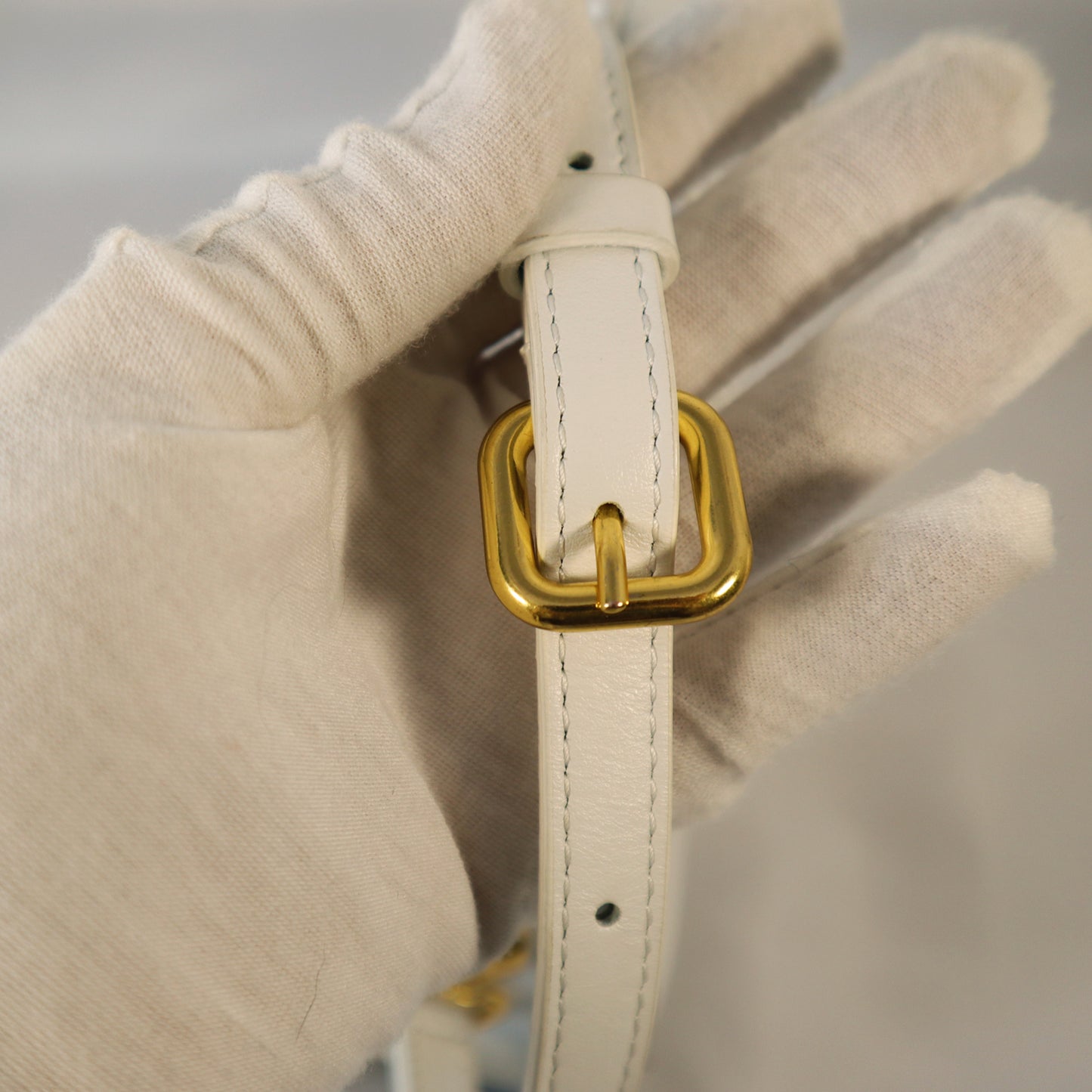 JACQUEMUS GRAND BAMBINO WHITE BAG