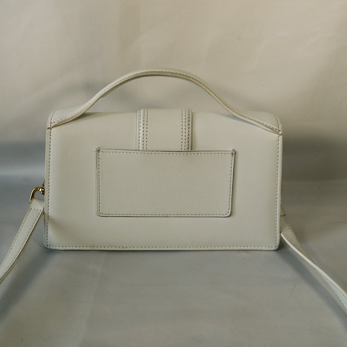 JACQUEMUS GRAND BAMBINO WHITE BAG
