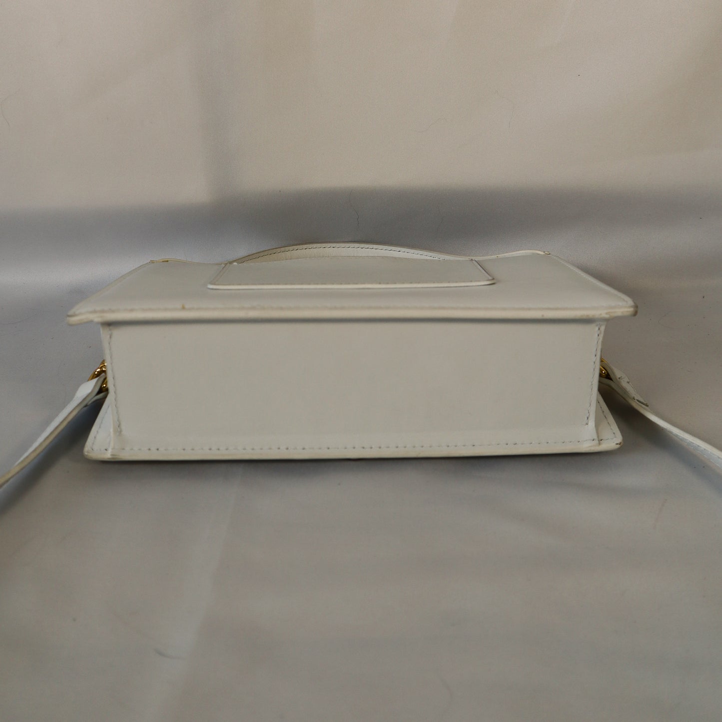 JACQUEMUS GRAND BAMBINO WHITE BAG