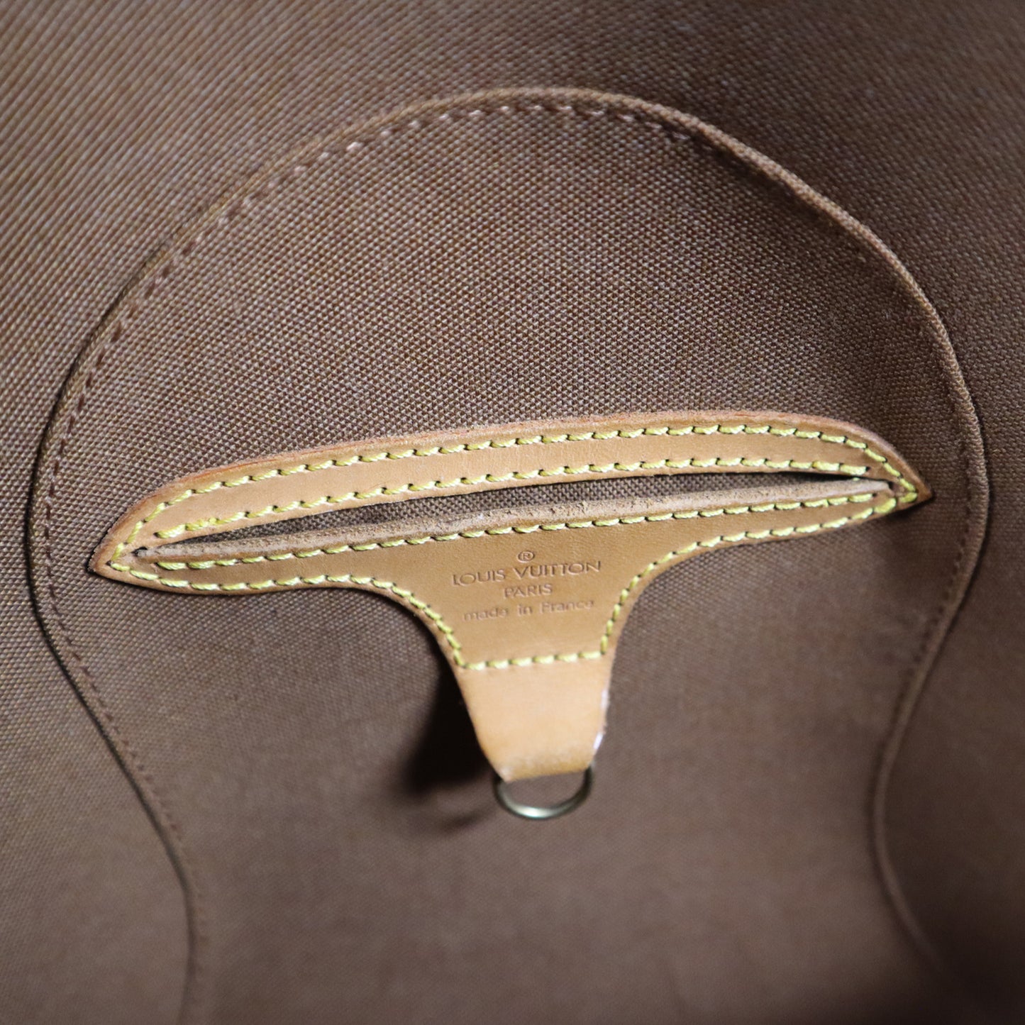 LOUIS VUITTON ELLIPSE BAG