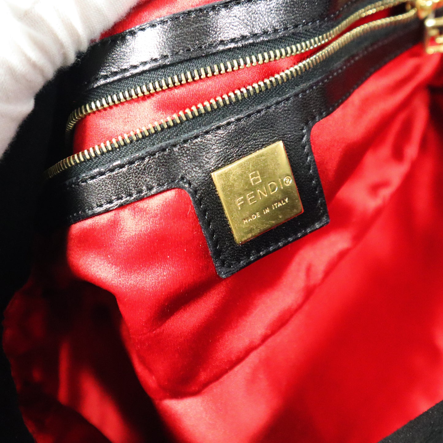 FENDI MAMA BAGUETTE SUEDE BAG