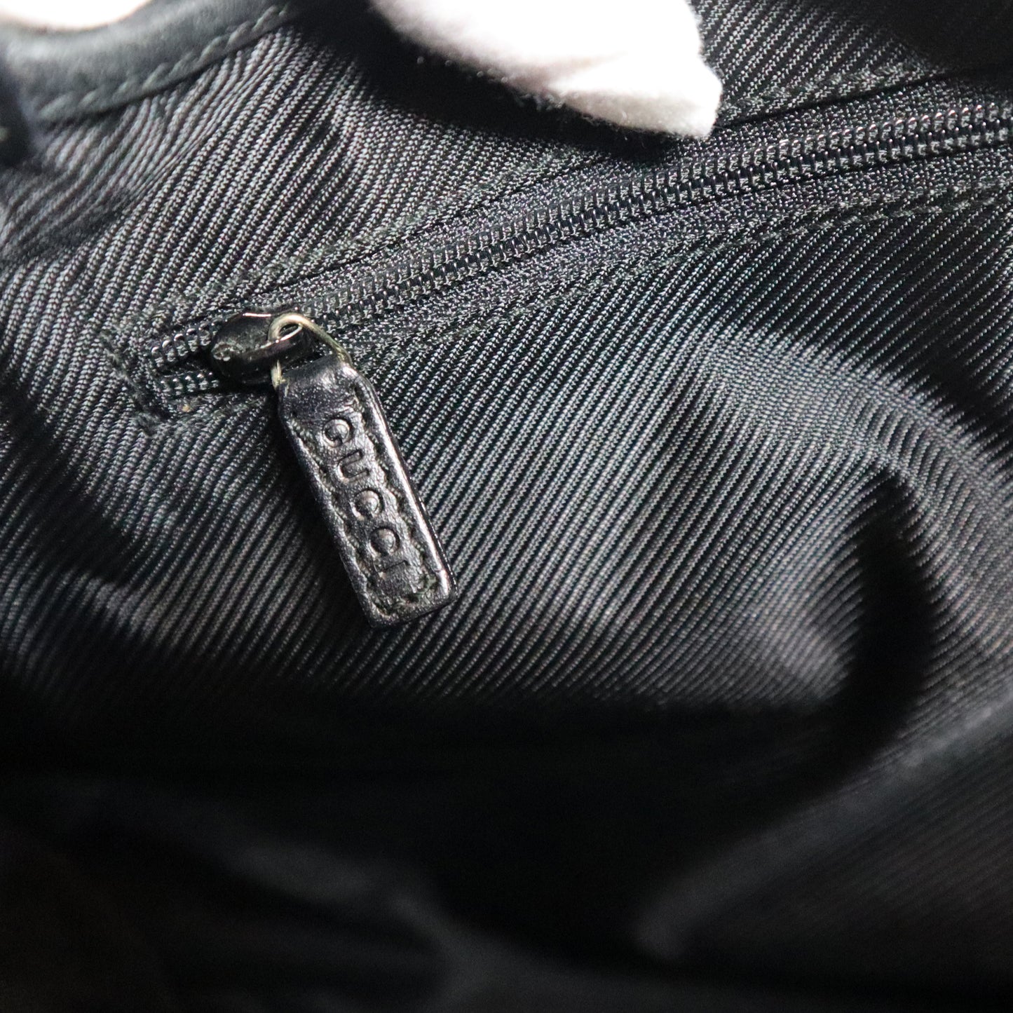 GUCCI JACKIE BLACK CANVAS