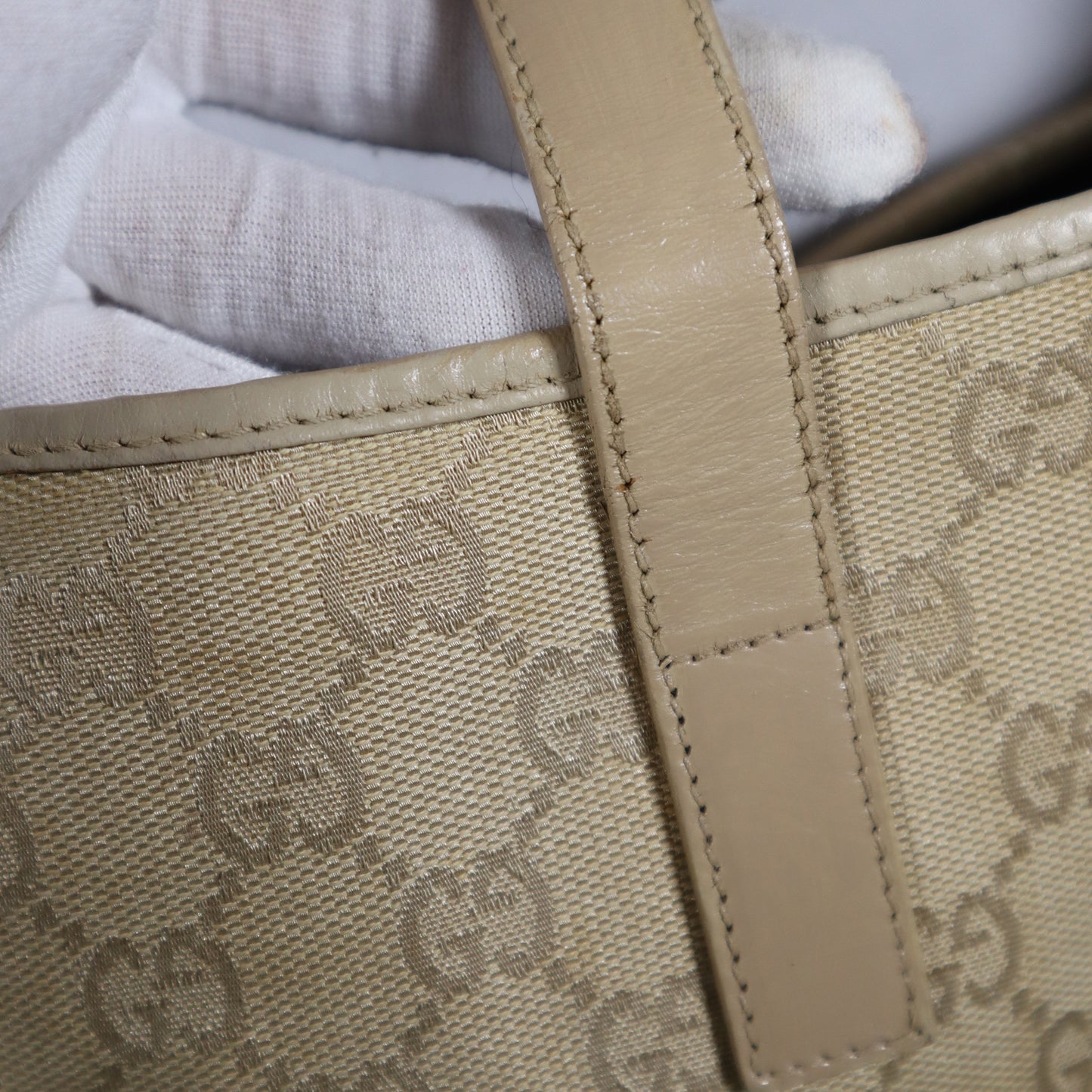 GUCCI JACKIE DUST PINK GG CANVAS BAG